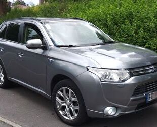 Mitsubishi Plug-in Hybrid Outlander Gebrauchtwagen
