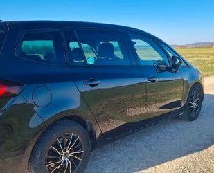 Opel Zafira Tourer Gebrauchtwagen