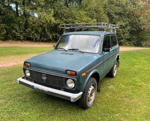 VW Niva 
