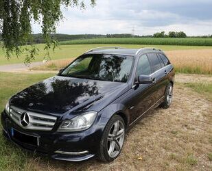 Mercedes-Benz 220 Gebrauchtwagen