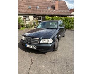 Mercedes-Benz C 180 Gebrauchtwagen