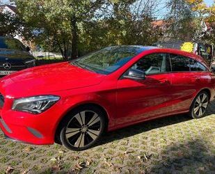 Mercedes-Benz CLA 220 Shooting Brake Gebrauchtwagen
