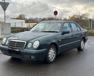 Mercedes-Benz E 230 Gebrauchtwagen