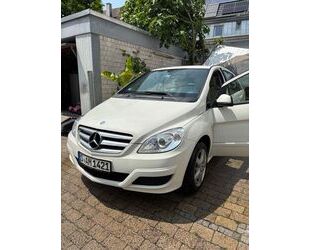 Mercedes-Benz B 180 Gebrauchtwagen