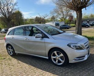 Mercedes-Benz B 200 Gebrauchtwagen