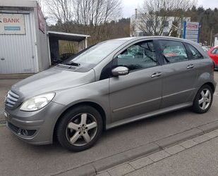 Mercedes-Benz B 180 Gebrauchtwagen
