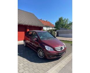 Mercedes-Benz B 200 Gebrauchtwagen