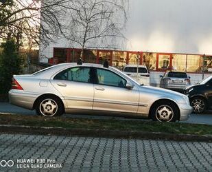 Mercedes-Benz 220 Gebrauchtwagen
