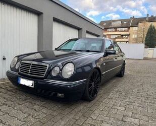 Mercedes-Benz E 200 Gebrauchtwagen
