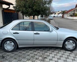 Mercedes-Benz C 180 Gebrauchtwagen