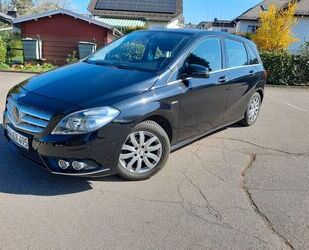 Mercedes-Benz B 180 Gebrauchtwagen