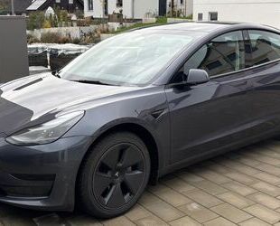 Tesla Model 3 Gebrauchtwagen
