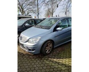 Mercedes-Benz B 180 Gebrauchtwagen