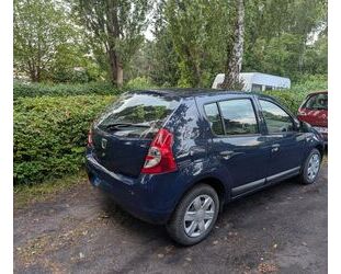 Mercedes-Benz Sandero 