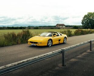Ferrari F355 