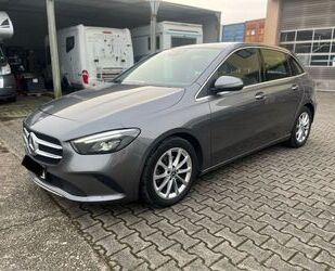 Mercedes-Benz B 180 Gebrauchtwagen