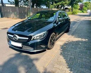Mercedes-Benz CLA 180 Shooting Brake Gebrauchtwagen