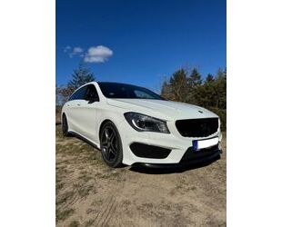 Mercedes-Benz CLA 180 Shooting Brake Gebrauchtwagen