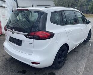 Opel Zafira Tourer Gebrauchtwagen