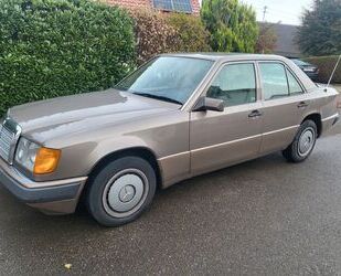 Mercedes-Benz 230 Gebrauchtwagen