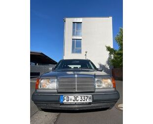 Mercedes-Benz E 230 Gebrauchtwagen