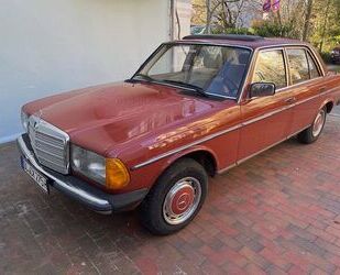 Mercedes-Benz 240 Gebrauchtwagen