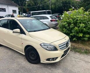 Mercedes-Benz B 180 Gebrauchtwagen