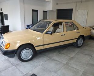 Mercedes-Benz E 230 Gebrauchtwagen