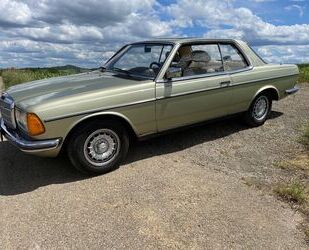 Mercedes-Benz 230 Gebrauchtwagen