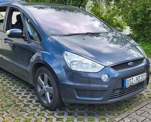 Ford S-Max Gebrauchtwagen