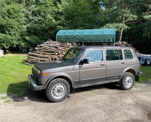 Lada Urban Gebrauchtwagen
