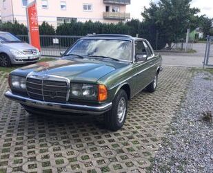Mercedes-Benz 230 Gebrauchtwagen