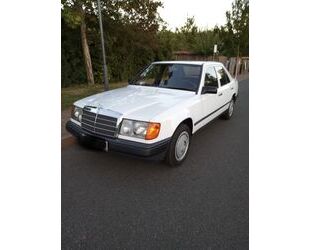 Mercedes-Benz E 200 Gebrauchtwagen
