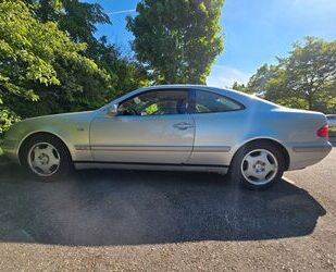 Mercedes-Benz CLK 200 Gebrauchtwagen