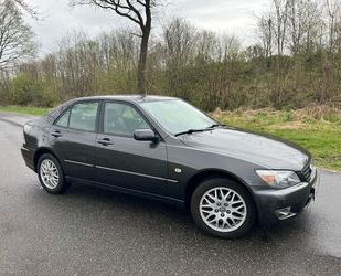 Lexus IS 200 Gebrauchtwagen