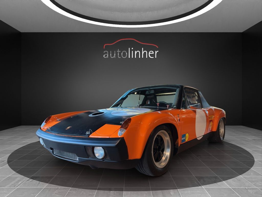 914