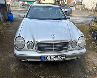 Mercedes-Benz E 230 Gebrauchtwagen