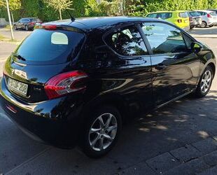 Peugeot 208 Gebrauchtwagen