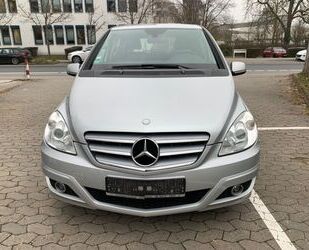 Mercedes-Benz B 180 Gebrauchtwagen