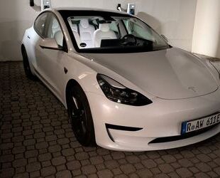 Tesla Model 3 Gebrauchtwagen
