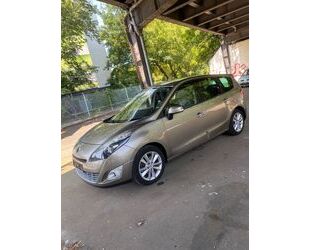 Renault Grand Scenic Gebrauchtwagen