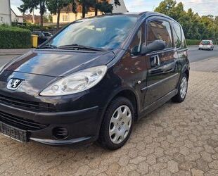 Peugeot 1007 Gebrauchtwagen