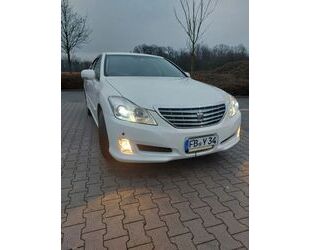Toyota Crown Gebrauchtwagen