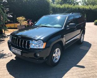 Mercedes-Benz Grand Cherokee 