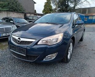 Opel Opel Astra J Design Edition*KLIMA*PDC*ALU*TEMPOMAT Gebrauchtwagen