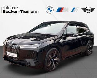 BMW BMW iX xDrive40 Sportpaket | AHK | Panorama | Lase Gebrauchtwagen