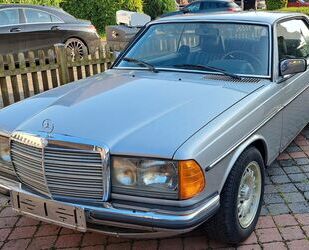 Mercedes-Benz 230 Gebrauchtwagen