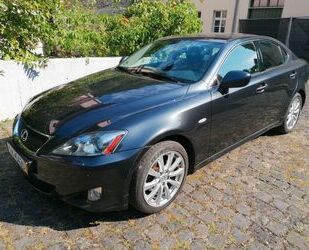 Lexus IS 220 Gebrauchtwagen