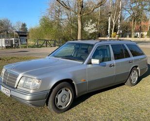 Mercedes-Benz E 200 Gebrauchtwagen