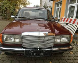 Mercedes-Benz E 200 Gebrauchtwagen